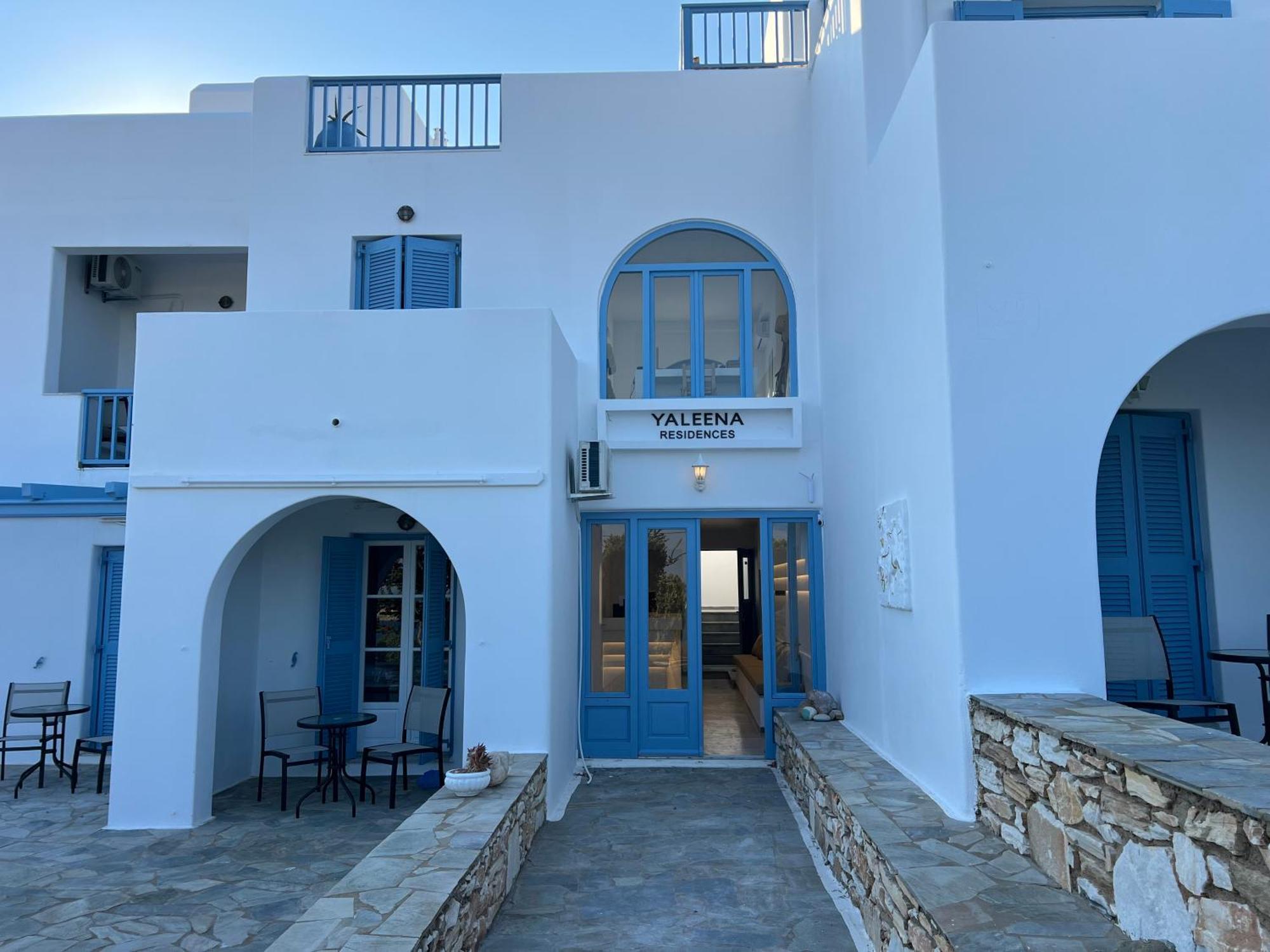 Yaleena Residences Drios Exterior photo