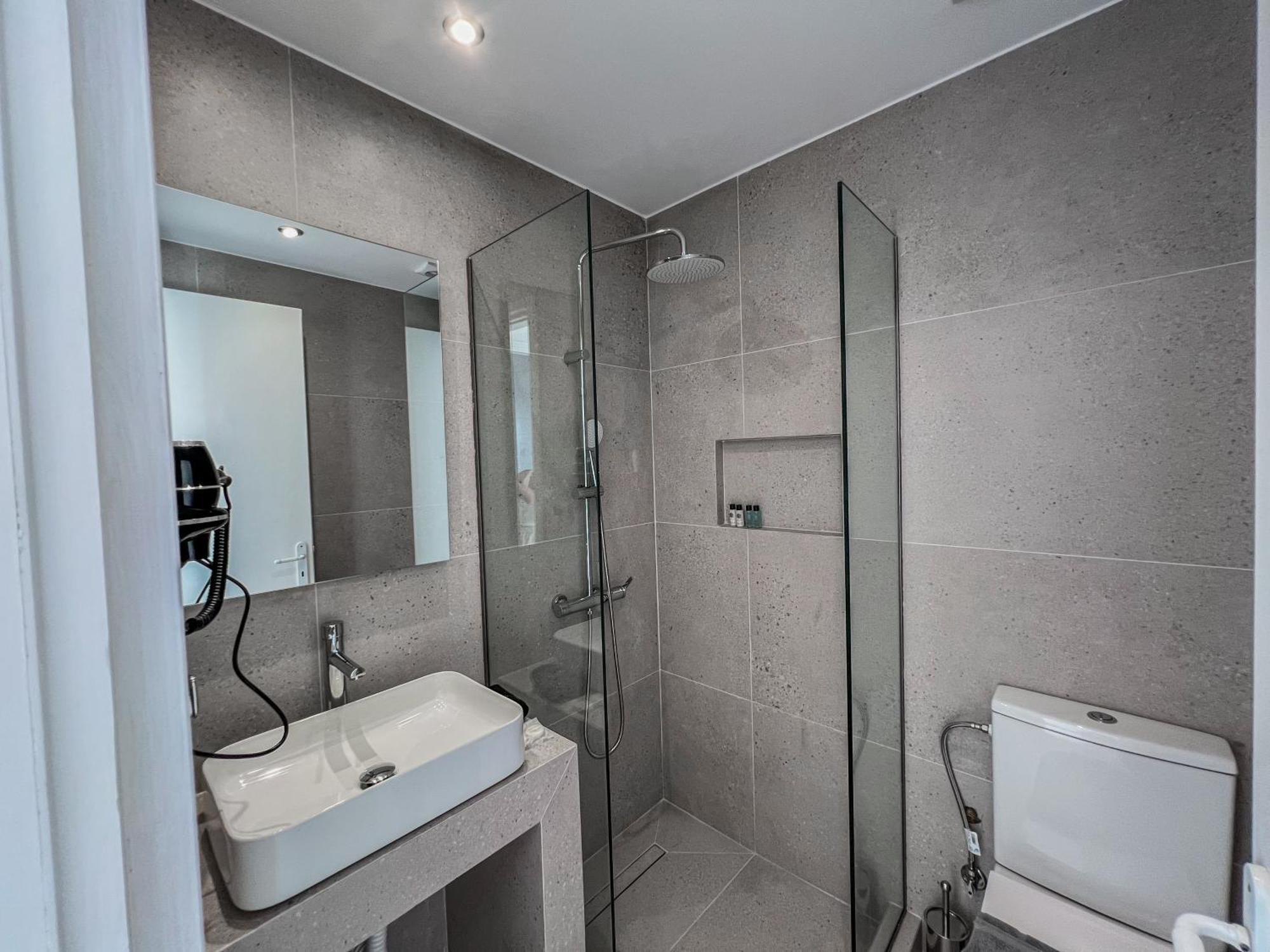 Yaleena Residences Drios Exterior photo